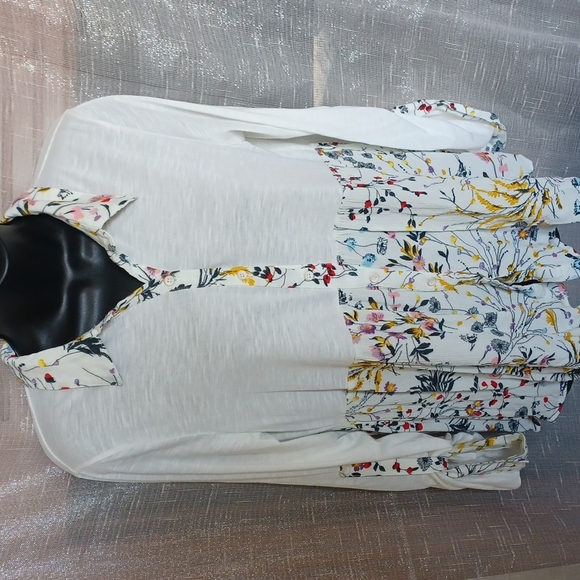 Hem & thread baby doll top sz L, creme, floral, stretchy, 20" PTP, 24" long - Picture 1 of 4